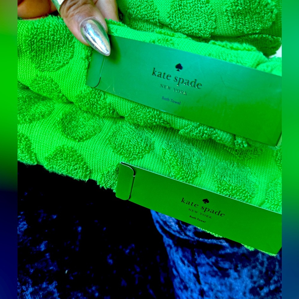 Kate Spade Dot Bath Towels - Two